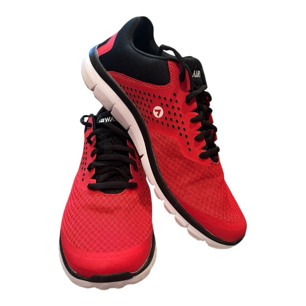 Airwalk HOST PICK 🎉Dynamic Red and Black Sneakers EUC